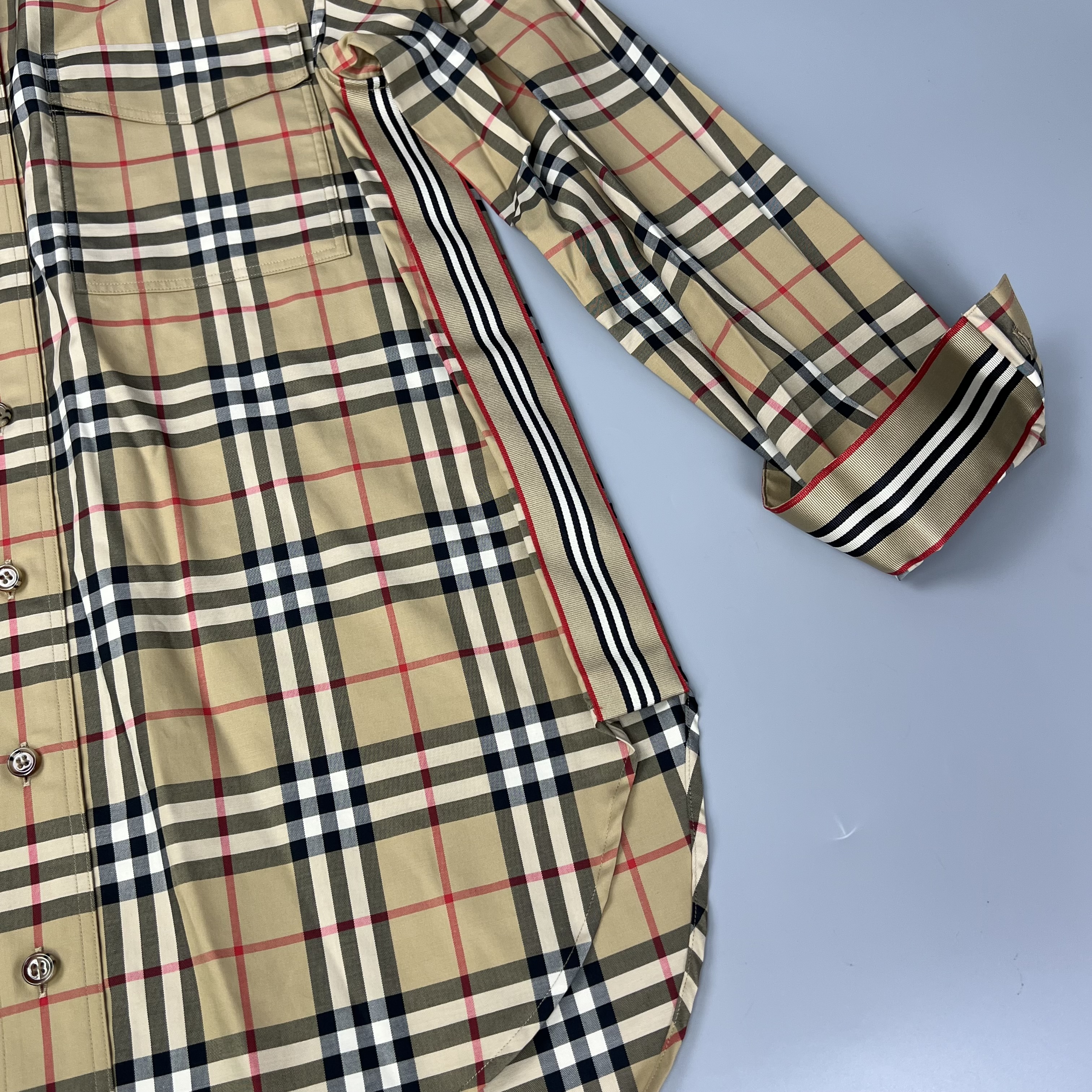BURBERRY 8022285 A7028