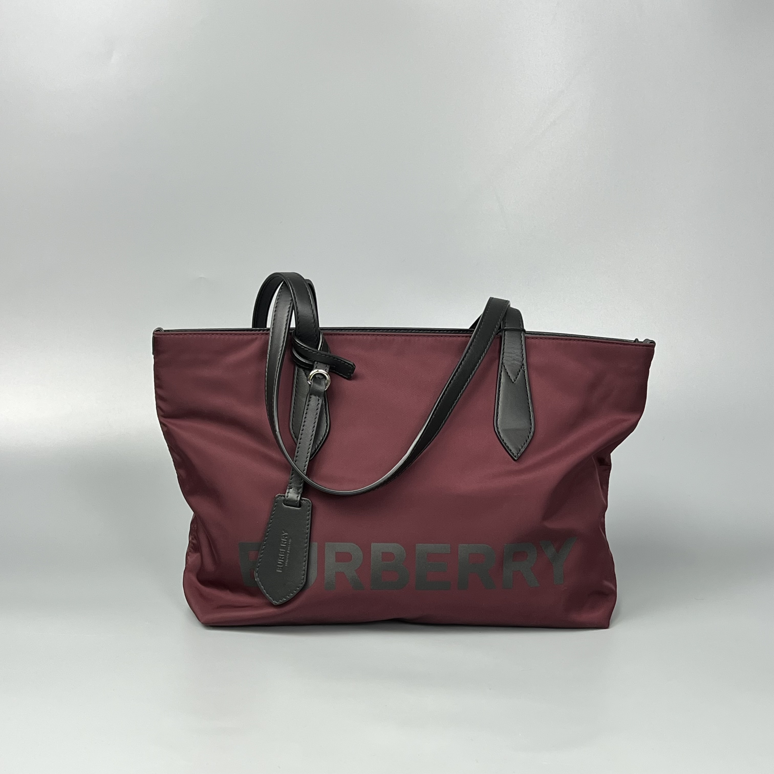 BURBERRY 80528601 # 