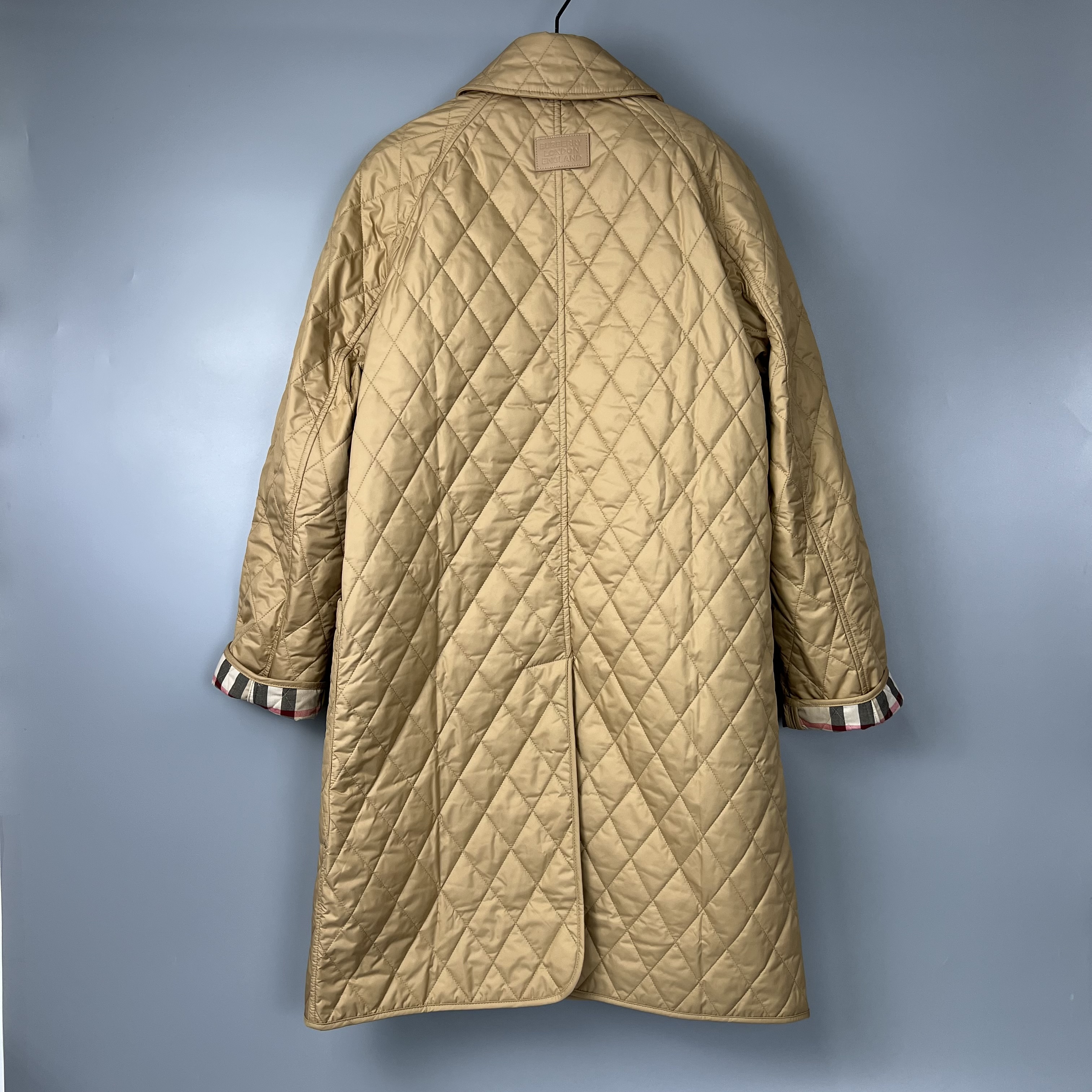 BURBERRY 8053043 # 