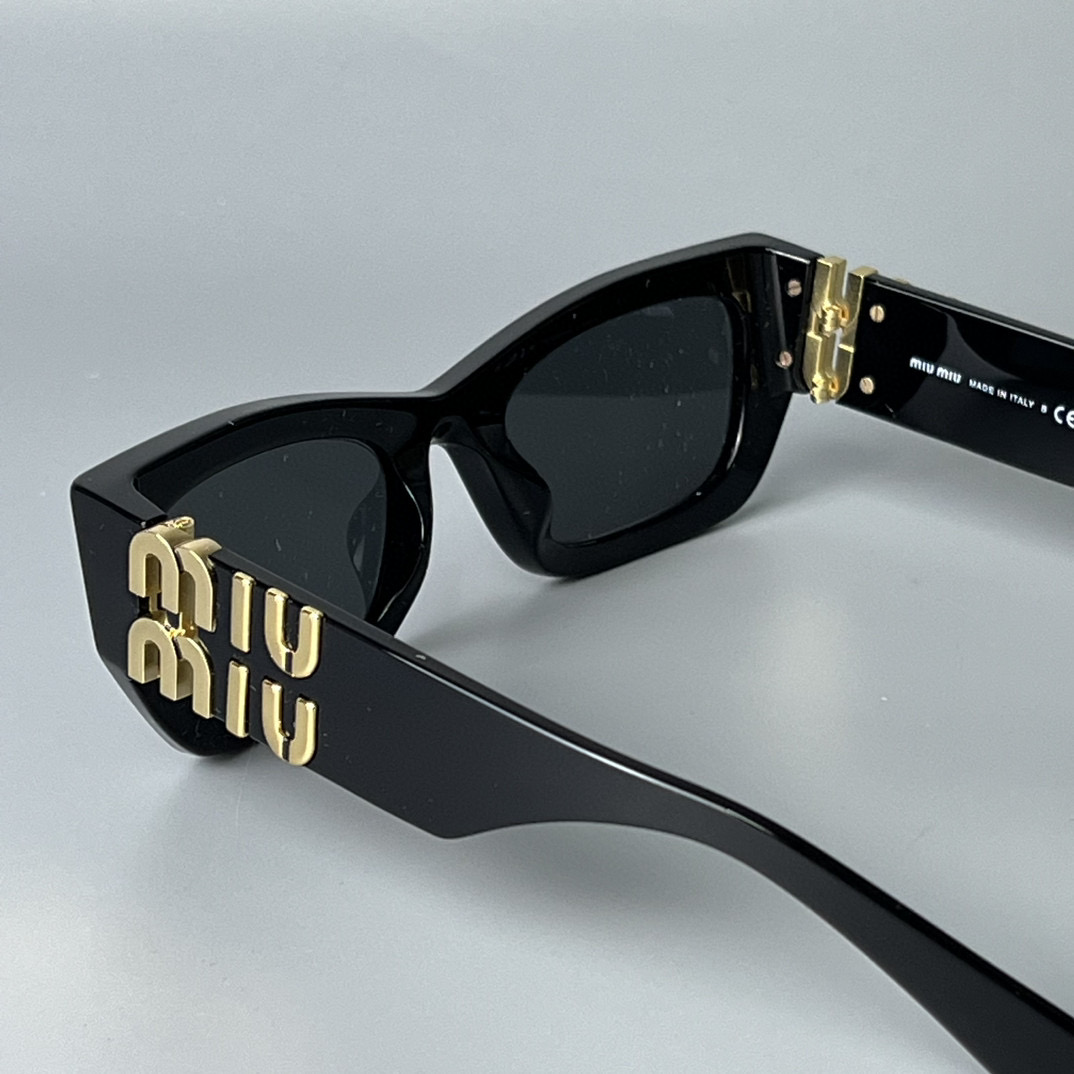 MIU MIU 09WS 1AB5S0 53/22