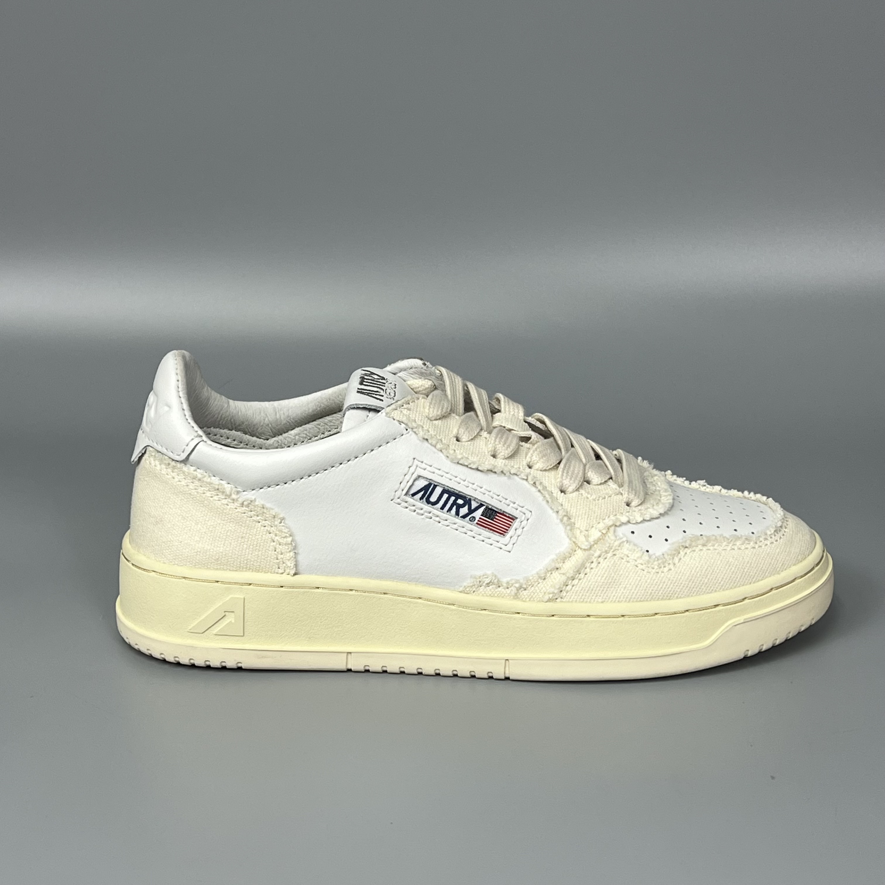 AUTRY AULW CB01 IVORY