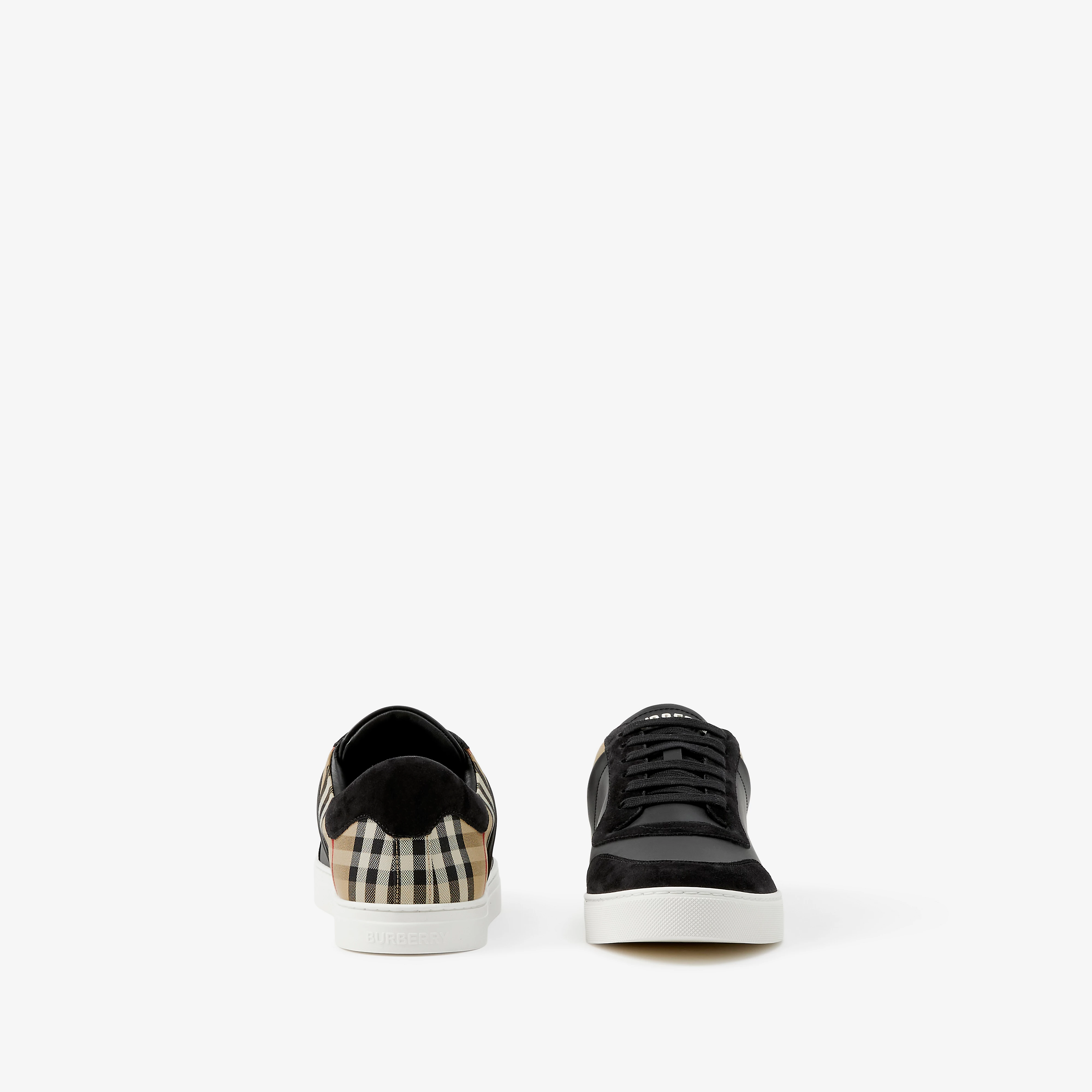 BURBERRY 8070818 A7626