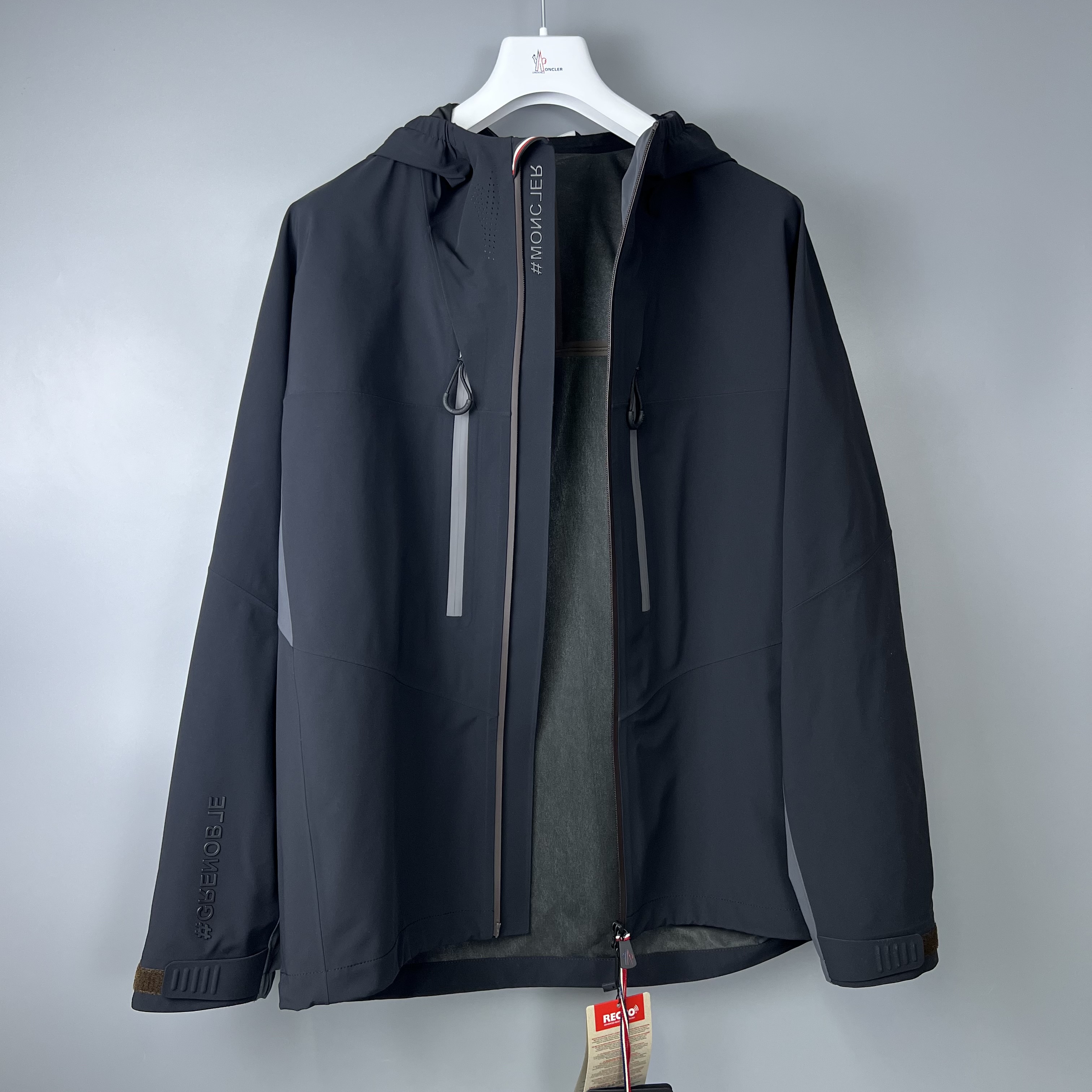 MONCLER J20971A00001 597FA 999