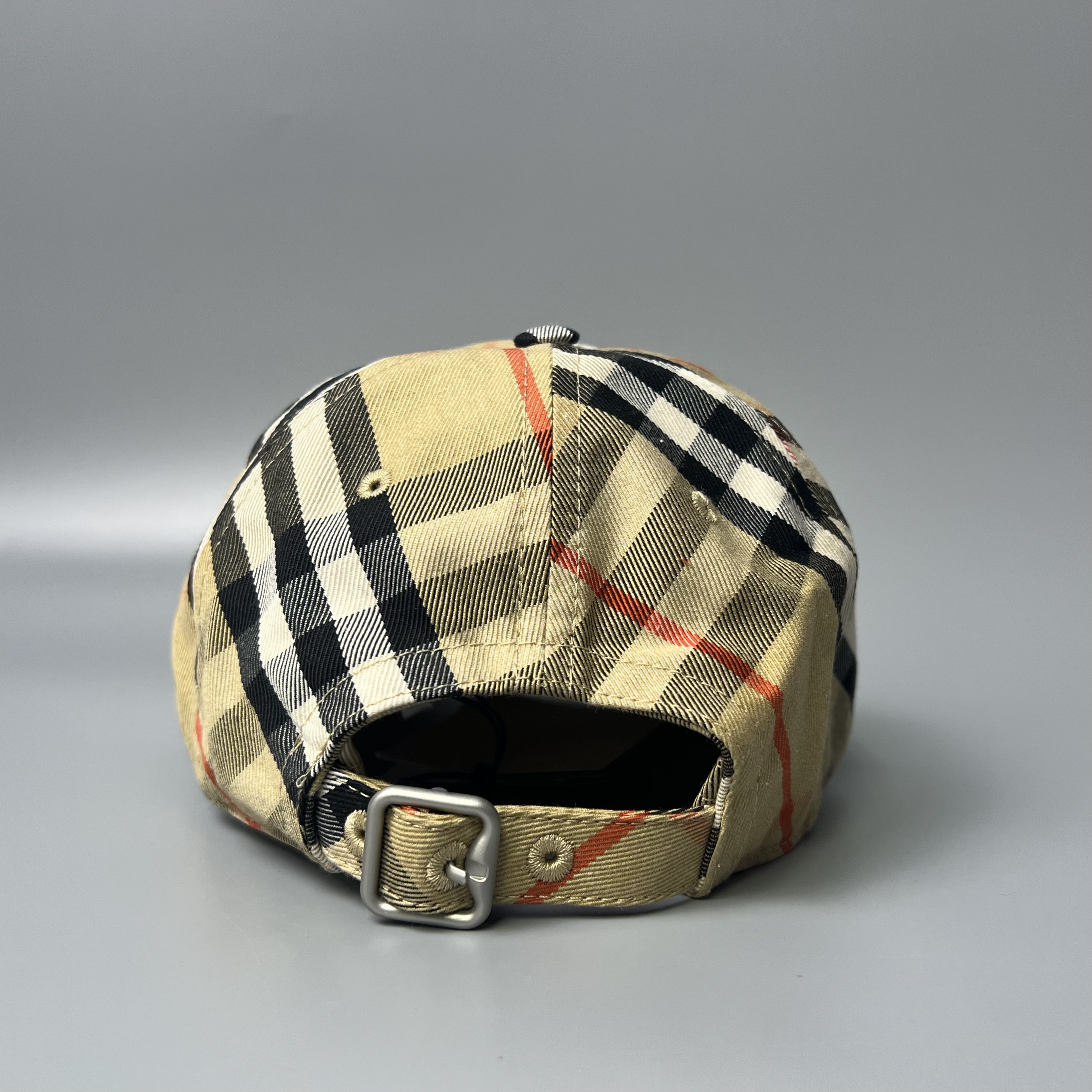 BURBERRY 8085723 A2021