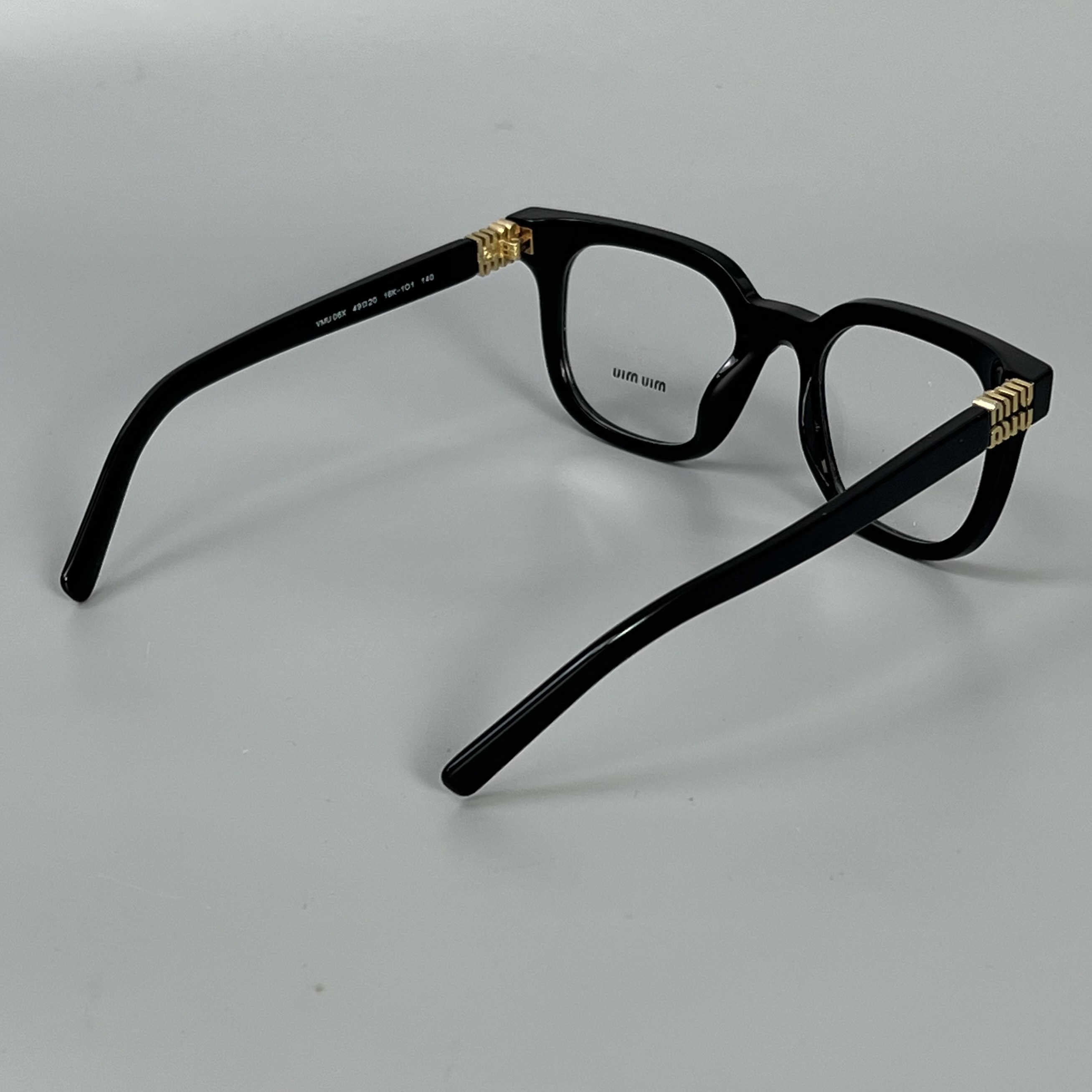 MIU MIU 06XV 16K1O1