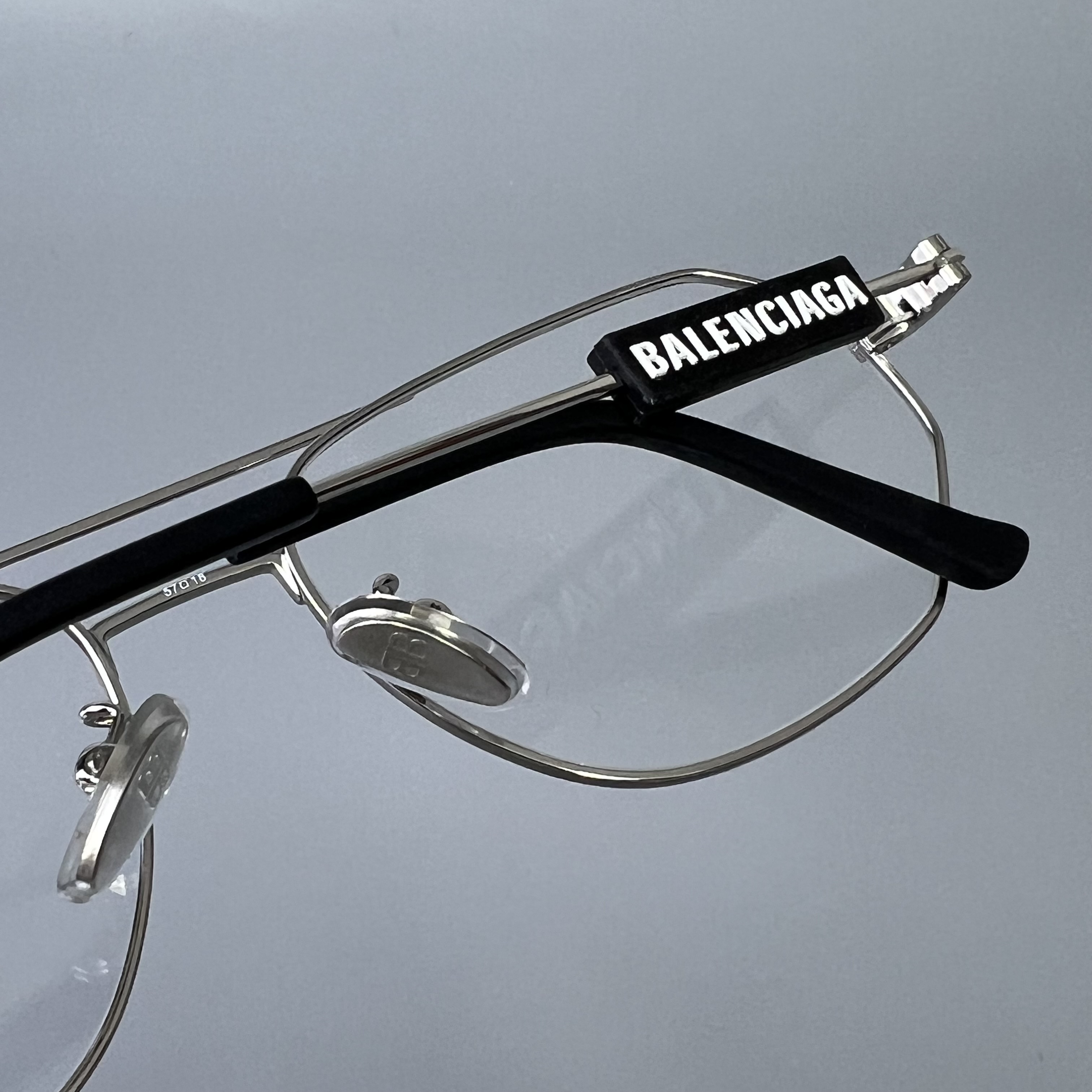 BALENCIAGA BB0117O 002 57/18 145