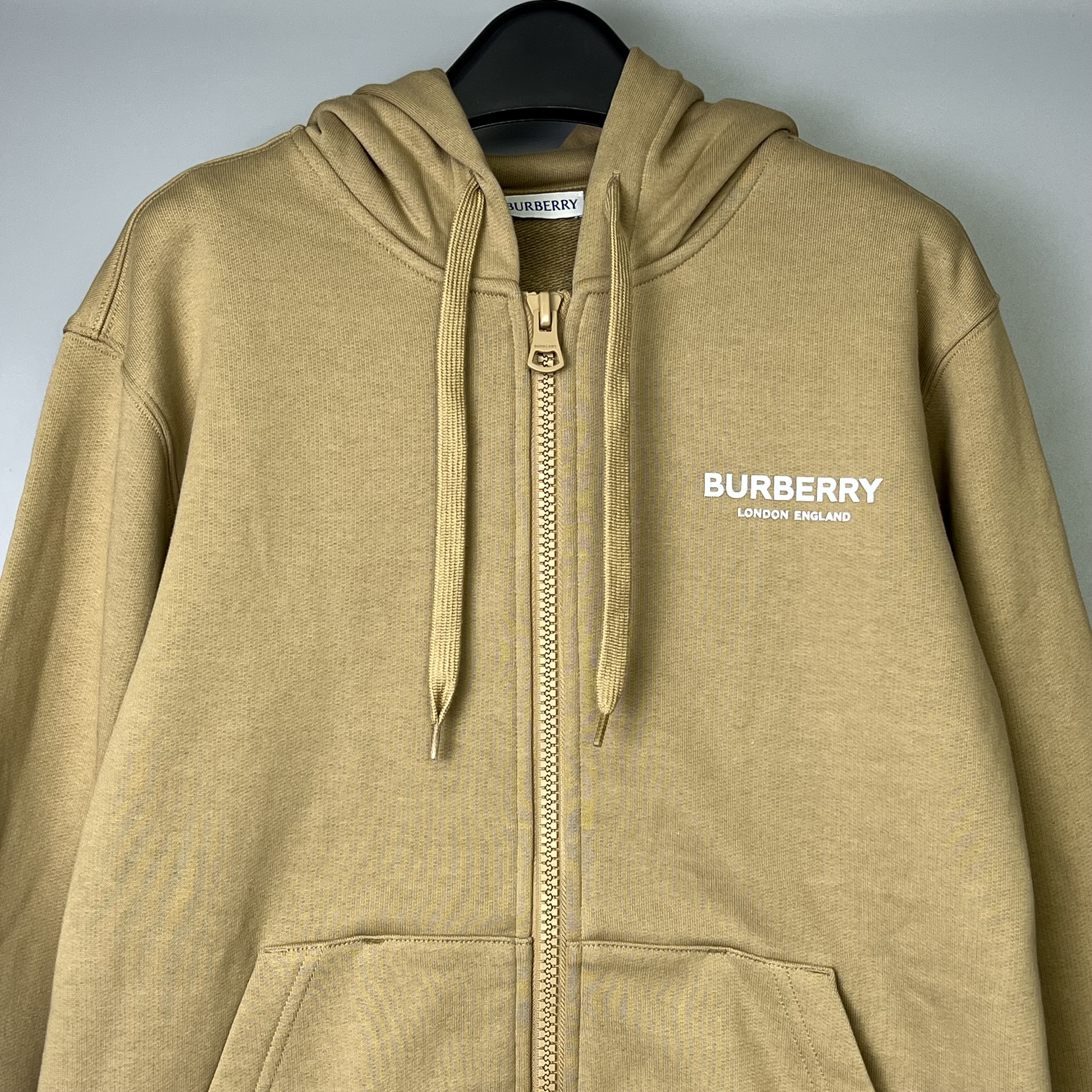 BURBERRY 8104221