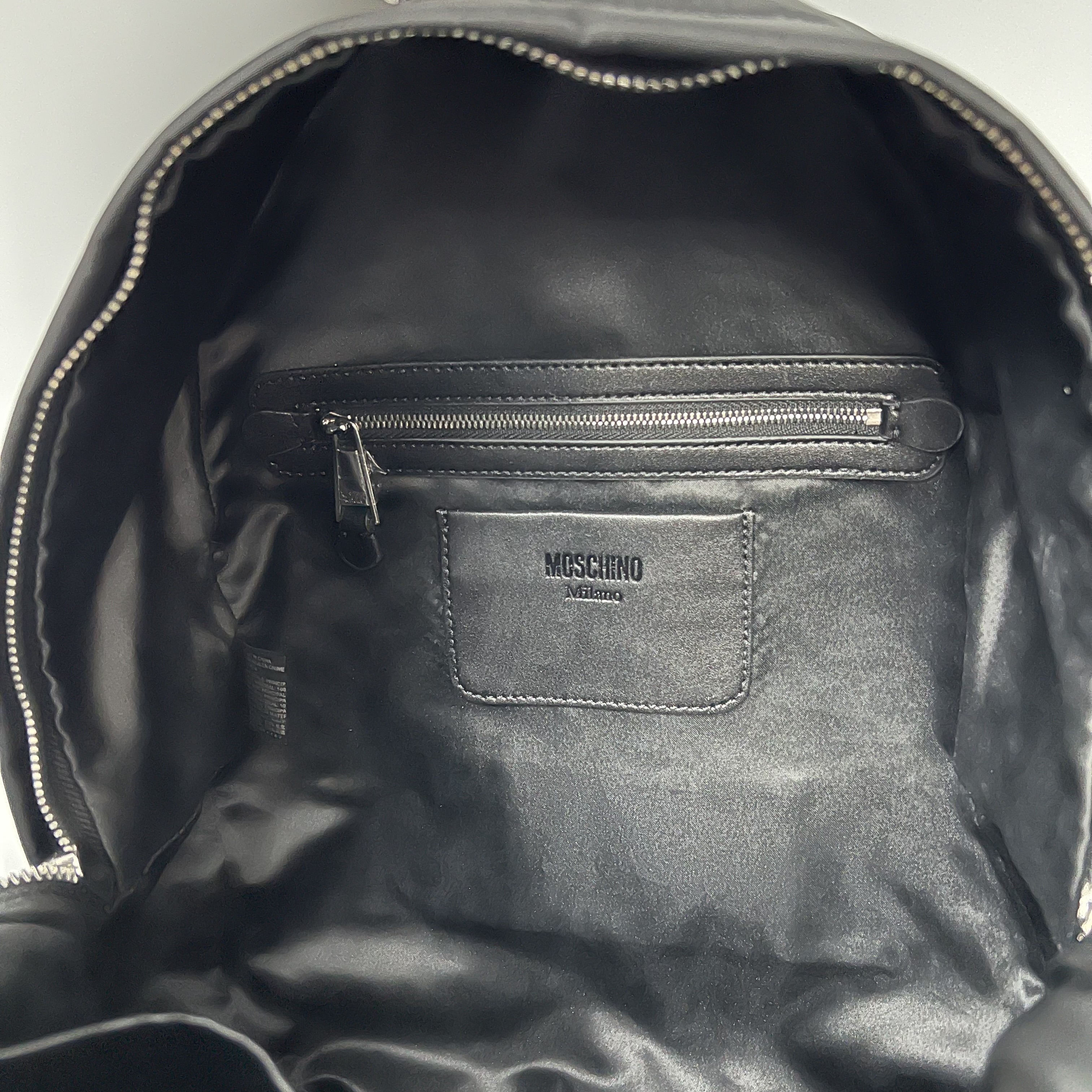 Moschino 7605 8202 2555