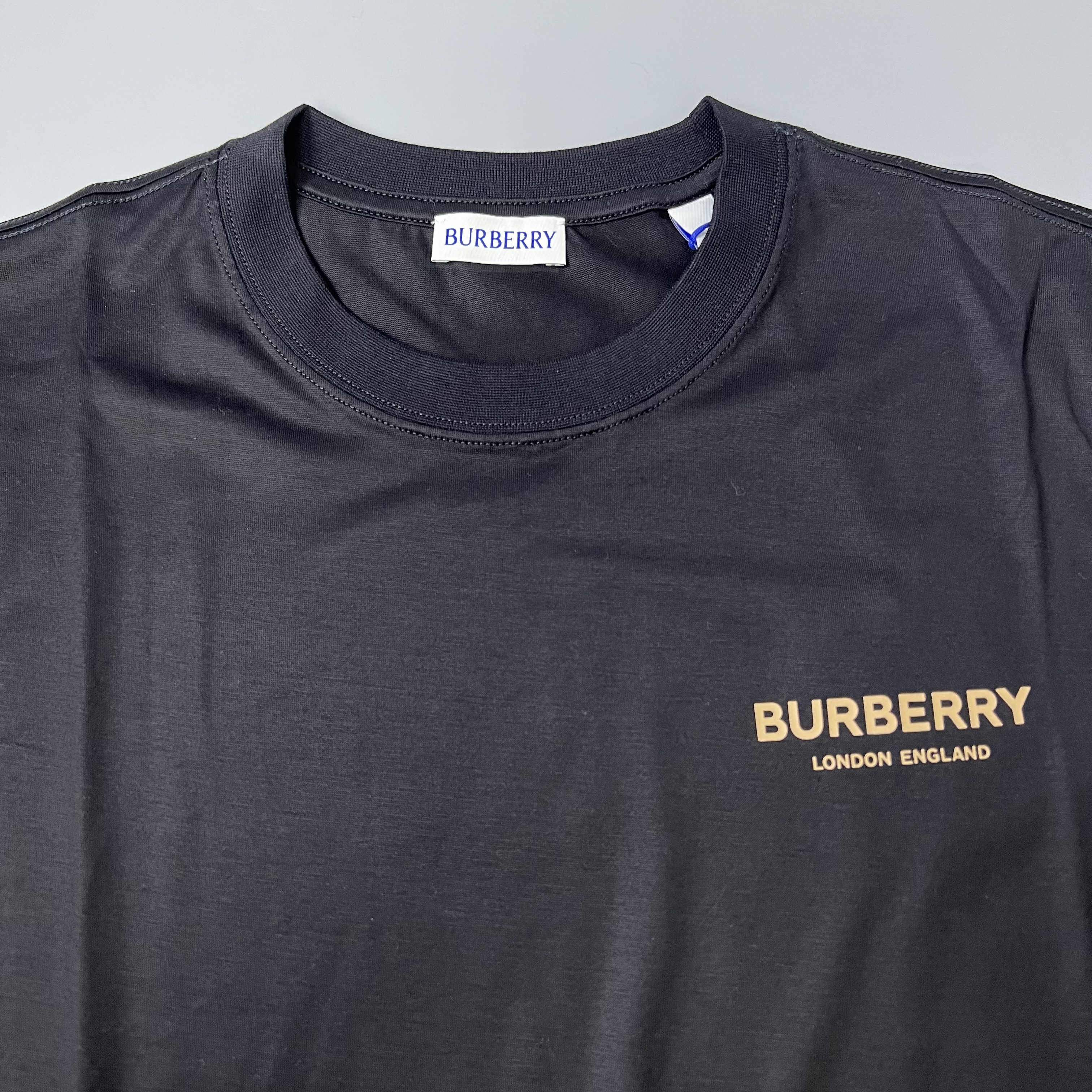 BURBERRY 8104254