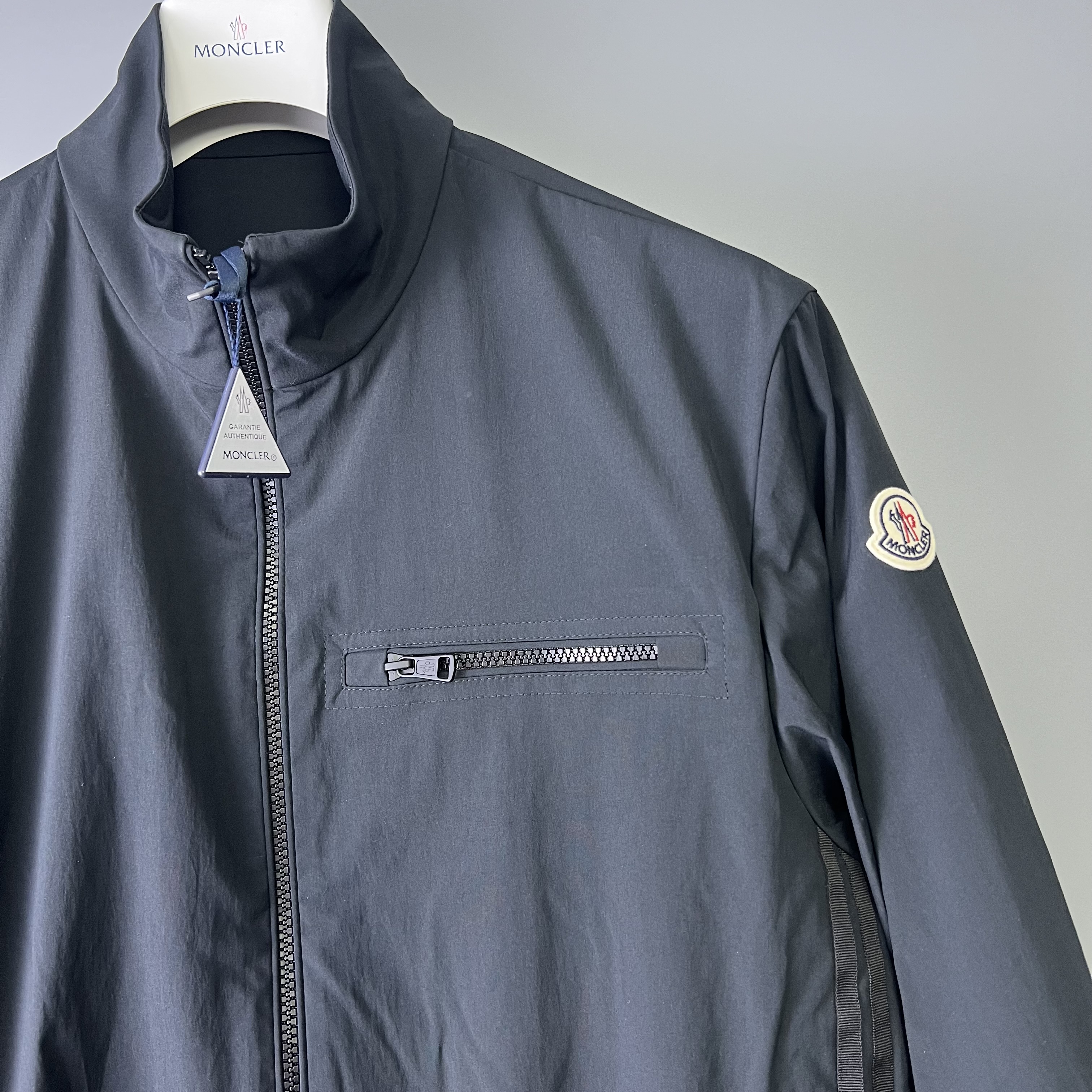 MONCLER L10911A00156 599DW 999