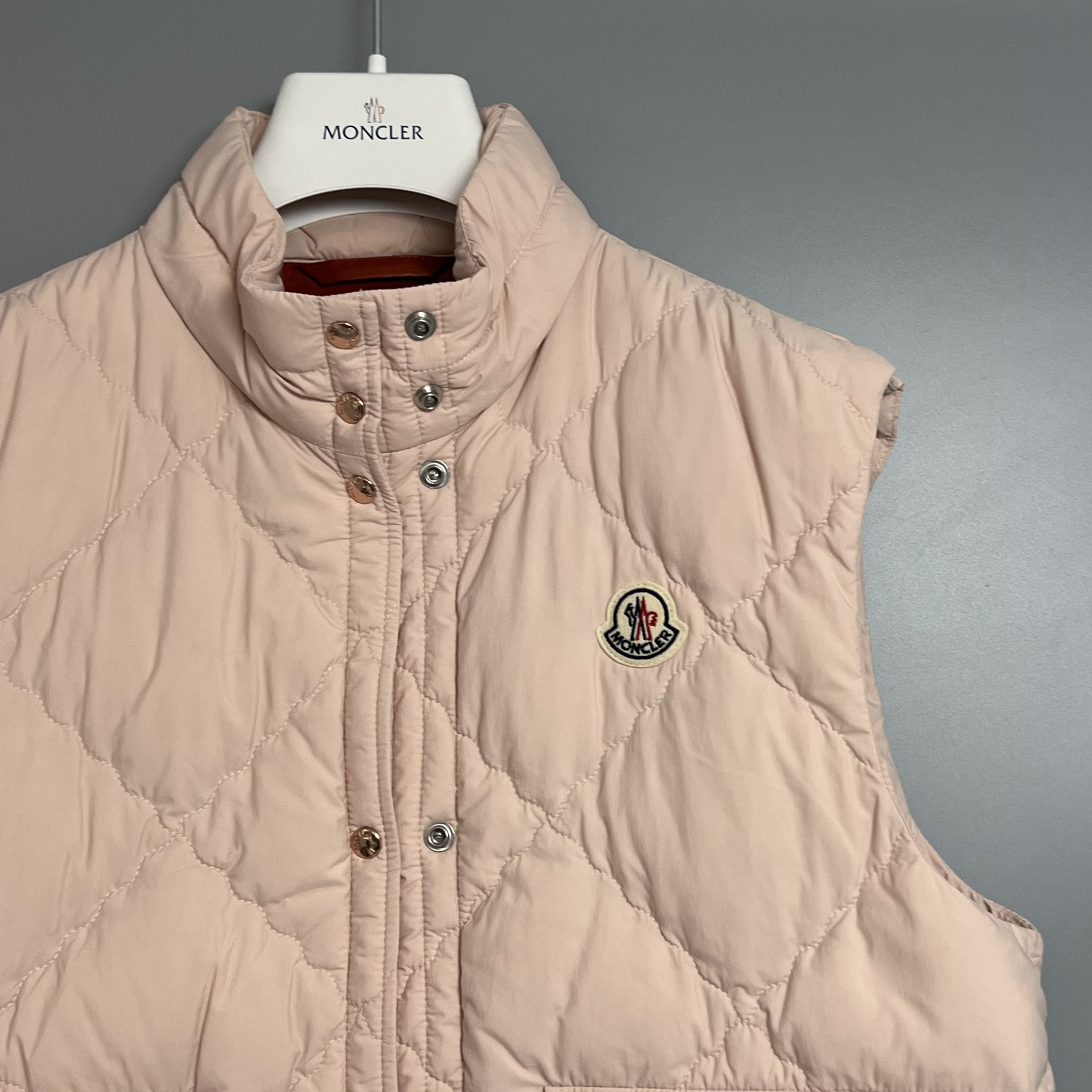Moncler L1093 1A00117 59815 50H