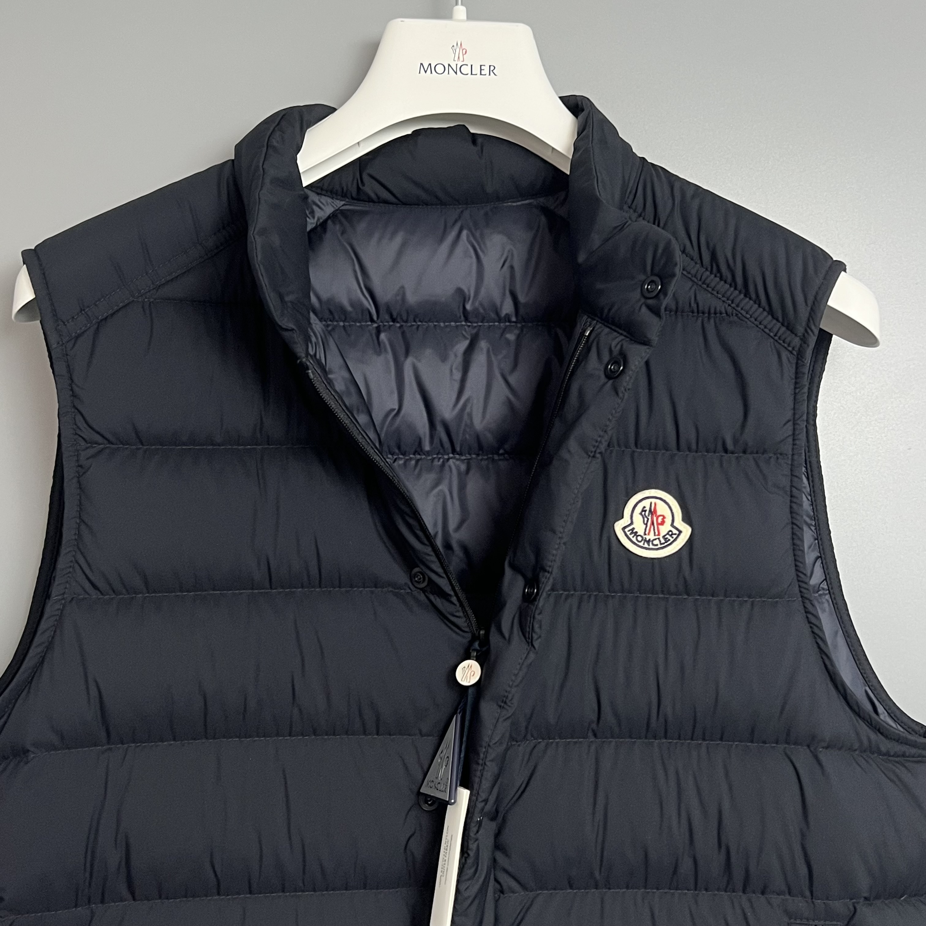 Moncler L1091 1A00078 597YD 776