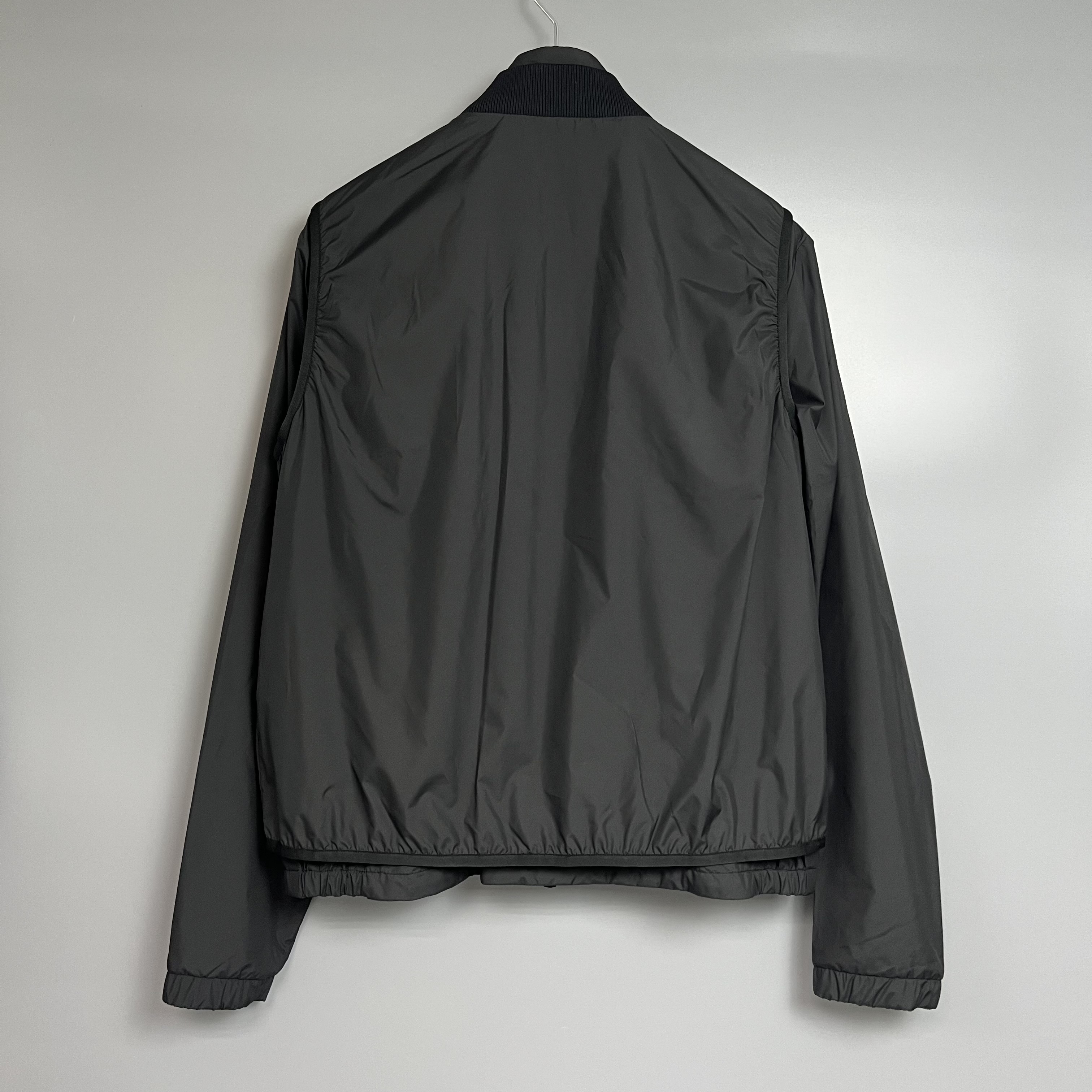 Moncler L1091 1A00108 597YW 999
