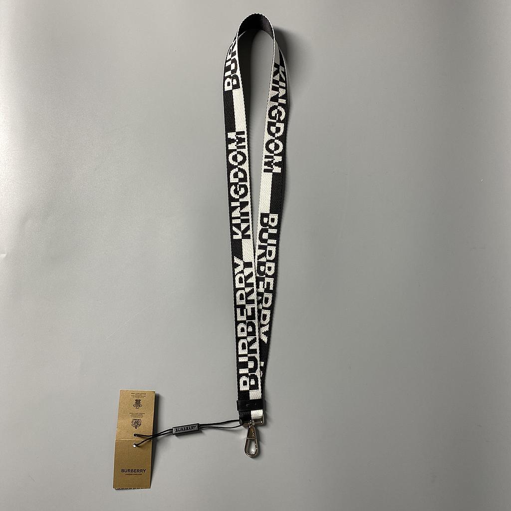 BURBERRY 8027815 A1189