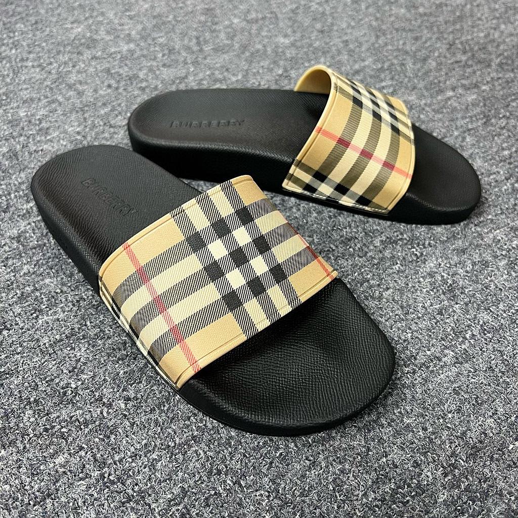 BURBERRY 8057037 # 