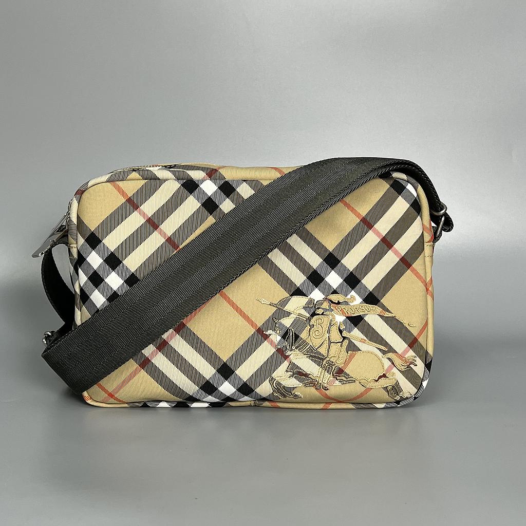 BURBERRY 8091320 A2021