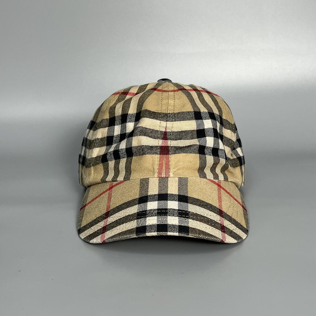 BURBERRY 8075641 A7026