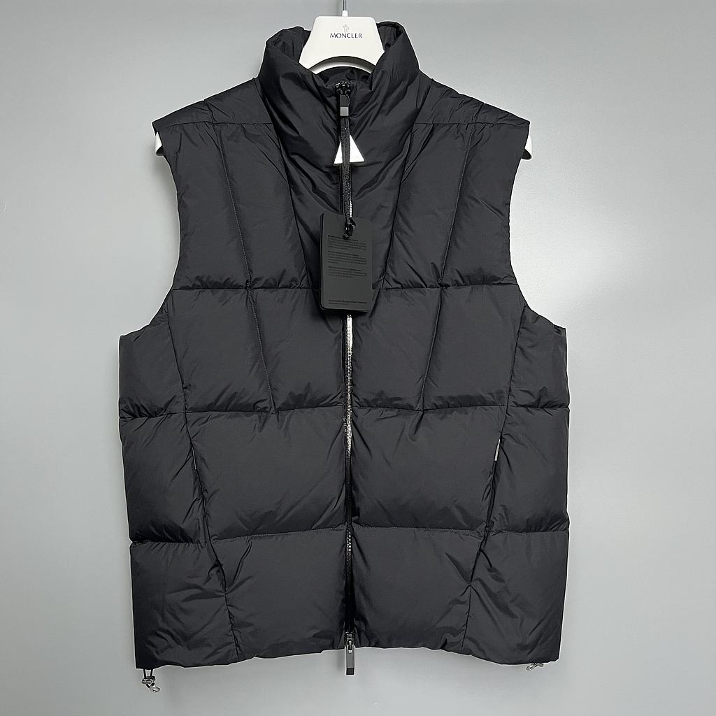 MONCLER K20911A00034596TM 999