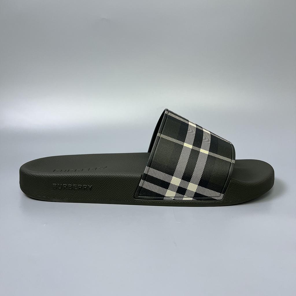 BURBERRY 8119278