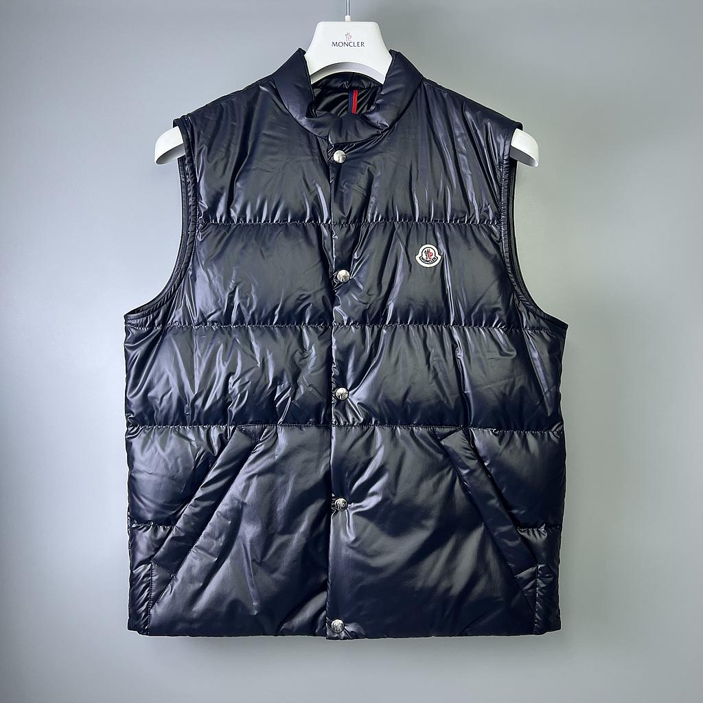MONCLER L10911A00143 597YX 778