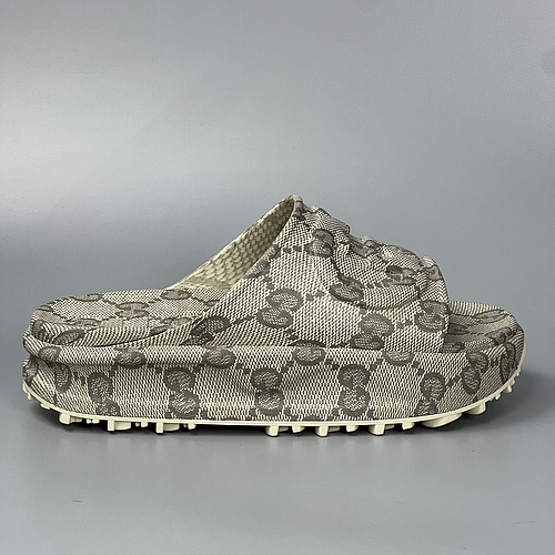 GUCCI 725535 JAAC6 9742
