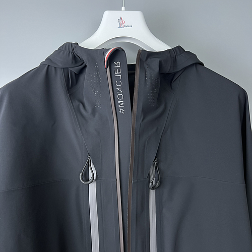 MONCLER J20971A00001 597FA 999