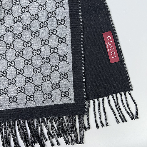 GUCCI 835534 4G200 1360