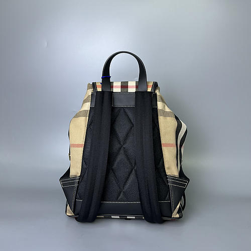 BURBERRY 81231011