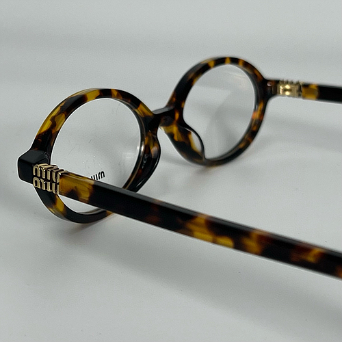 MIU MIU 01XV VISTA Colore VAU1O1 50/18 - 140
