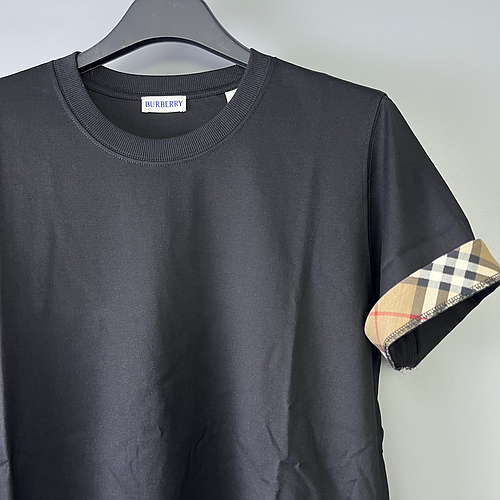 BURBERRY 8104291