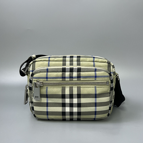 BURBERRY 8120364