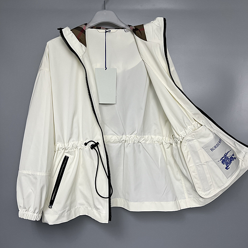 BURBERRY 81040921