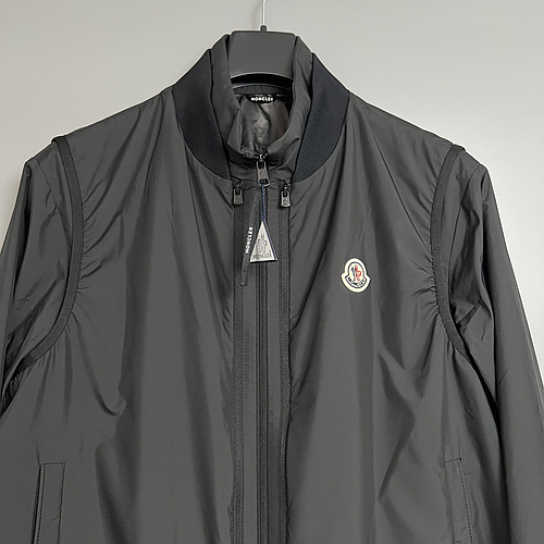 Moncler L1091 1A00108 597YW 999