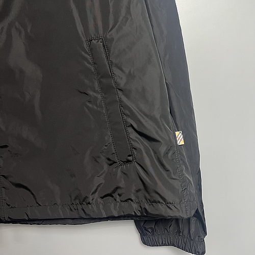BURBERRY 8110236