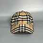BURBERRY 8075641 A7026