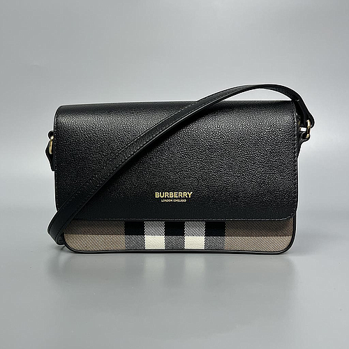 BURBERRY 8107269