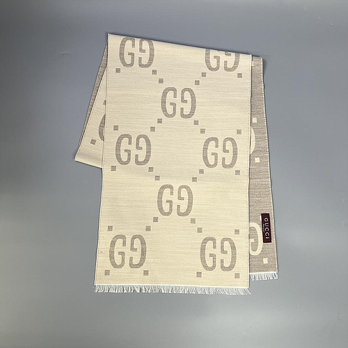 GUCCI 495592 4G350 9279